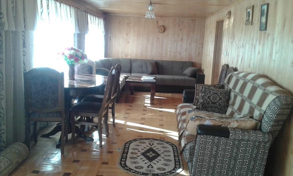 Guest House Anisa Birkiani Dış mekan fotoğraf